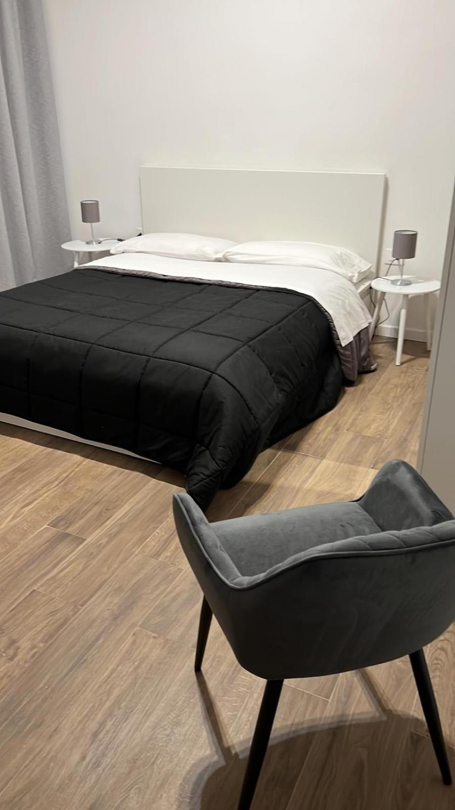 Business Home Piazza Cesare Battisti B&B Residence Foggia Buitenkant foto